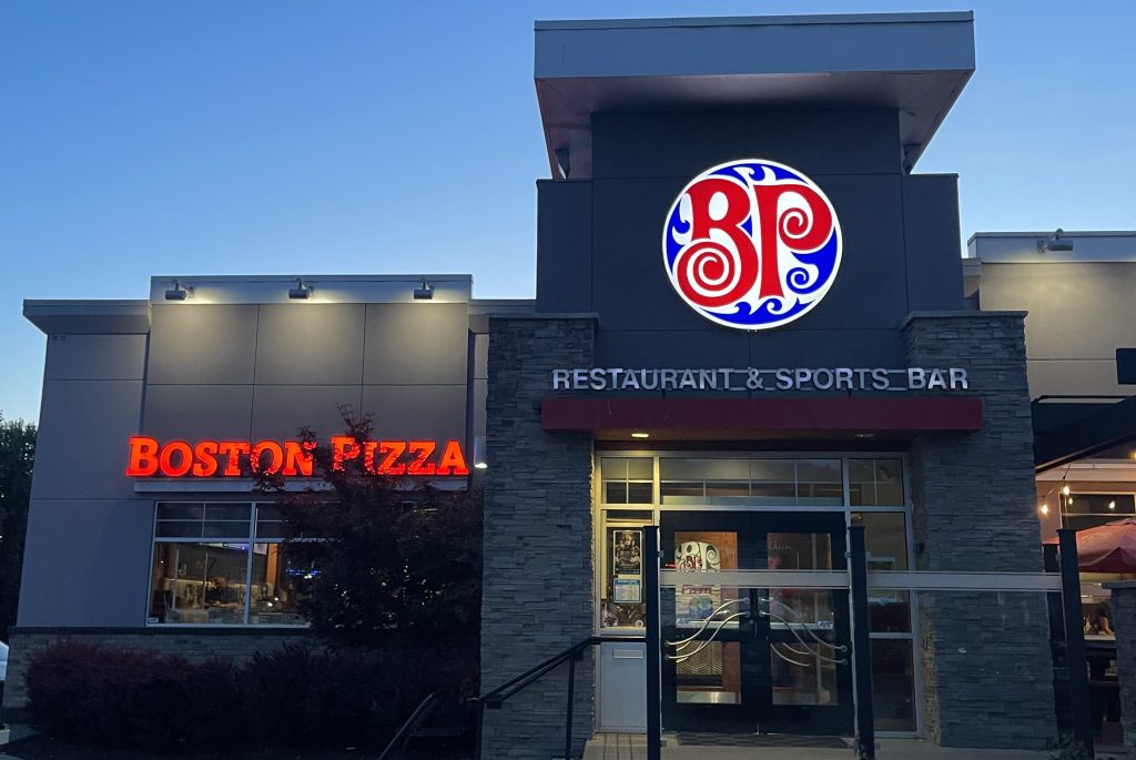 How Boston Pizza Transformed Training with Fabric LMS